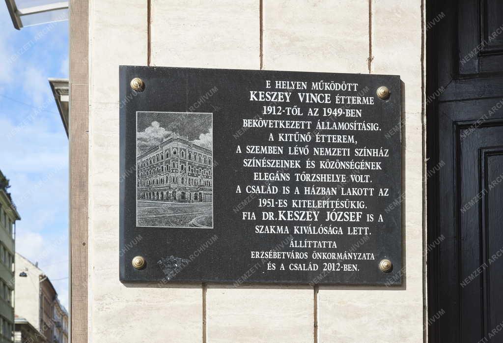 Vendéglátás - Budapest - Az egykori Keszey Étterem emléktáblája