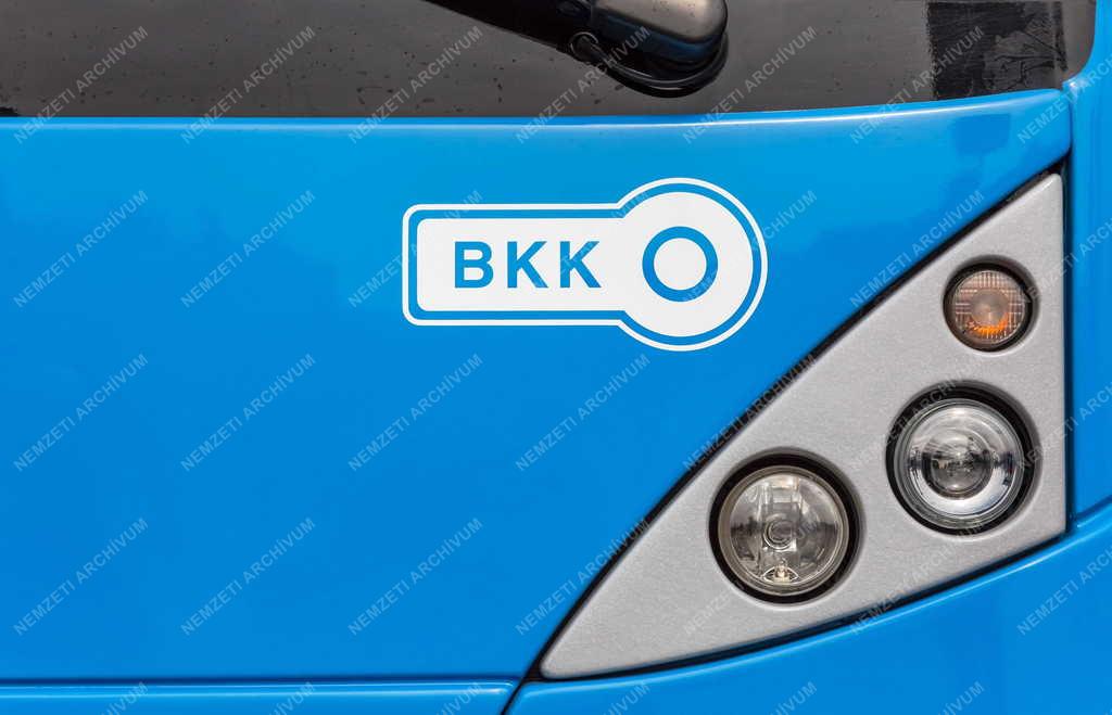 Közlekedés - Budapest - Buszkiállítás a Hősök terén