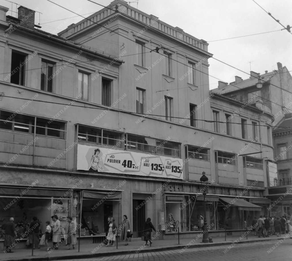 Kereskedelem - Kálvin téri Szabadság Áruház