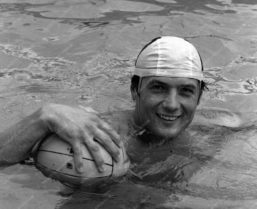 Sárosi László olimpiai bajnok vizilabdázó
