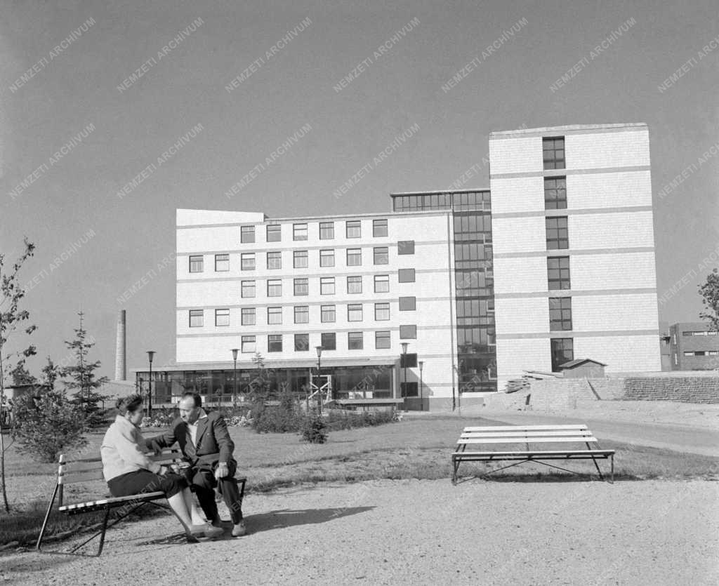 Egészségügy - Elkészült a dunaújvárosi kórház