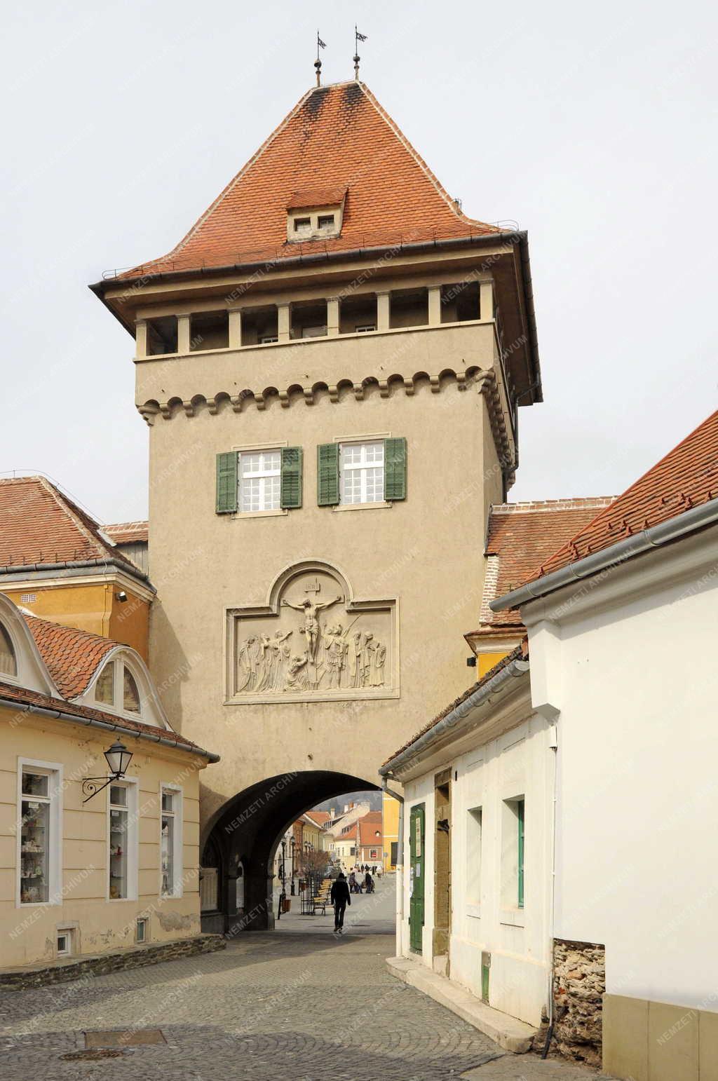 Városkép - Kőszeg - Hősök kapuja