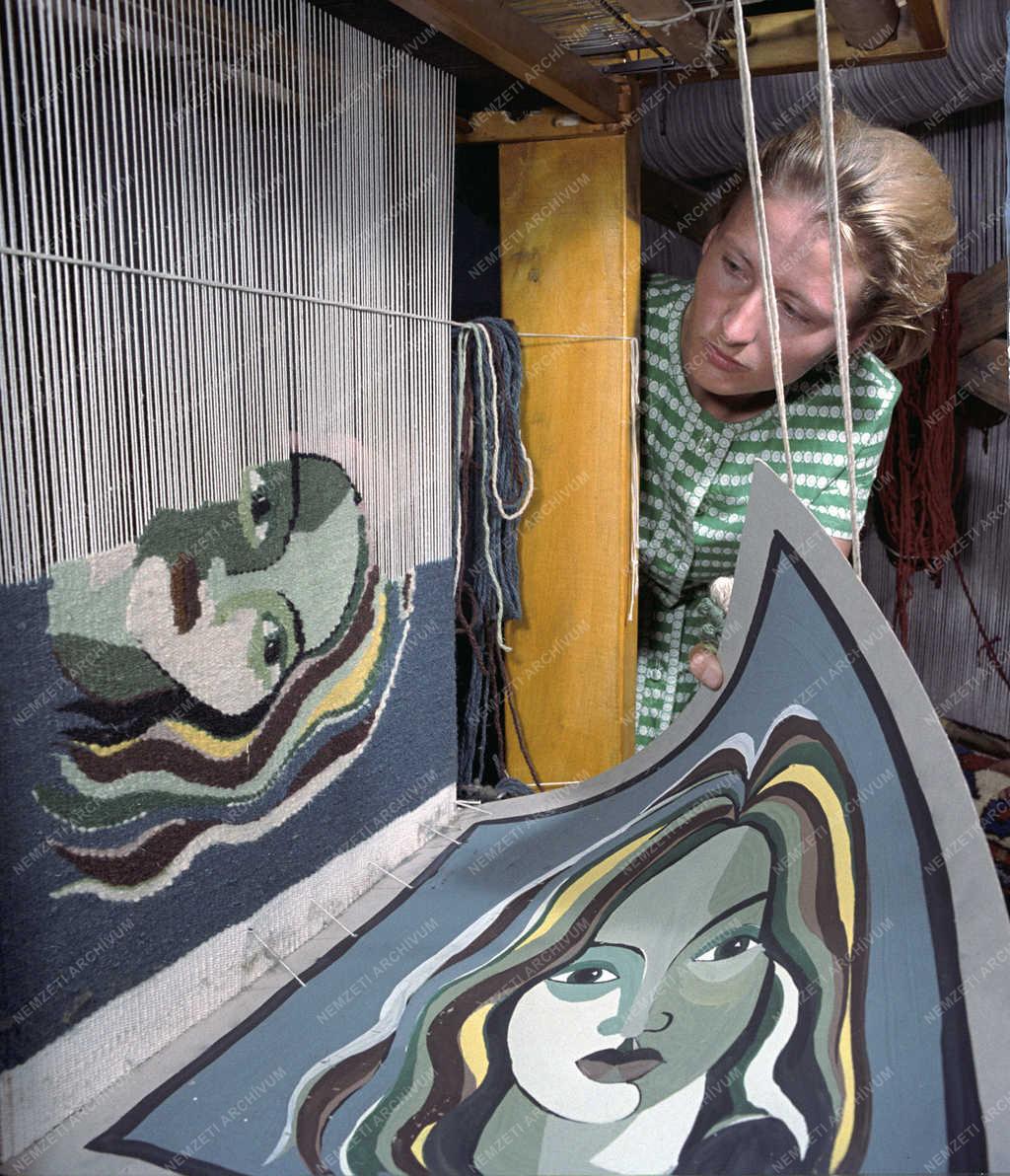 Háziipar - Szarvasi Háziipari Szövetkezet 