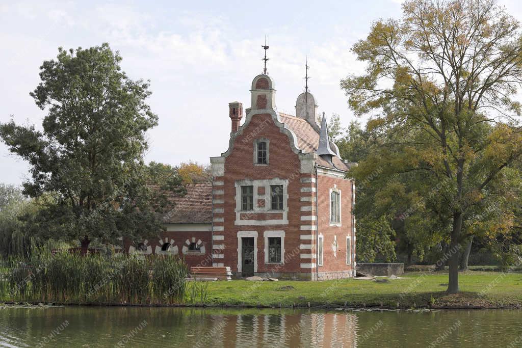 Épület - Dég - Hollandi-ház 