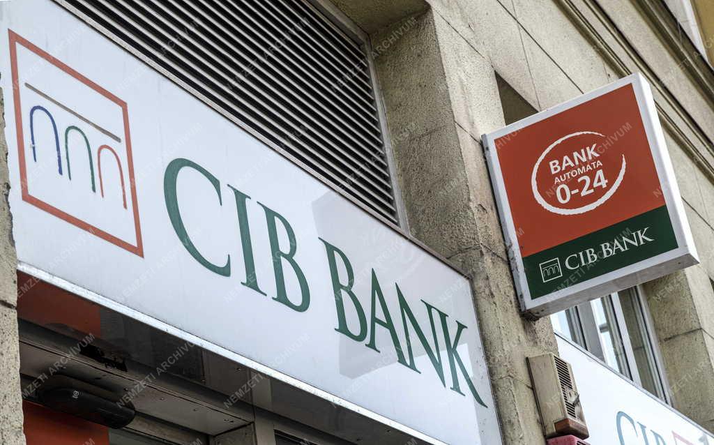 Pénzügy - Budapest - CIB Bank fiókja
