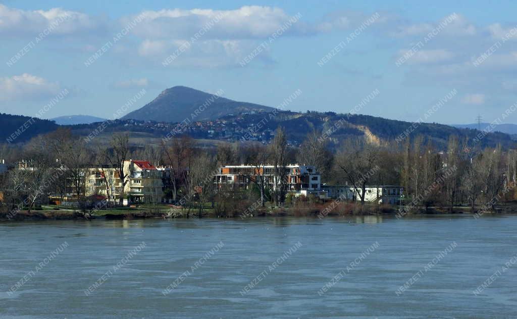 Városkép - Budapest - A Duna Római partja