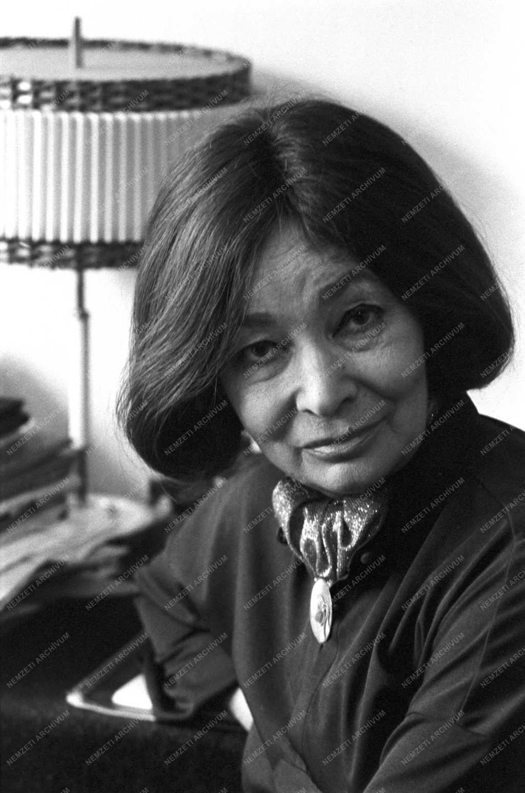 Művészet - Szabó Magda író