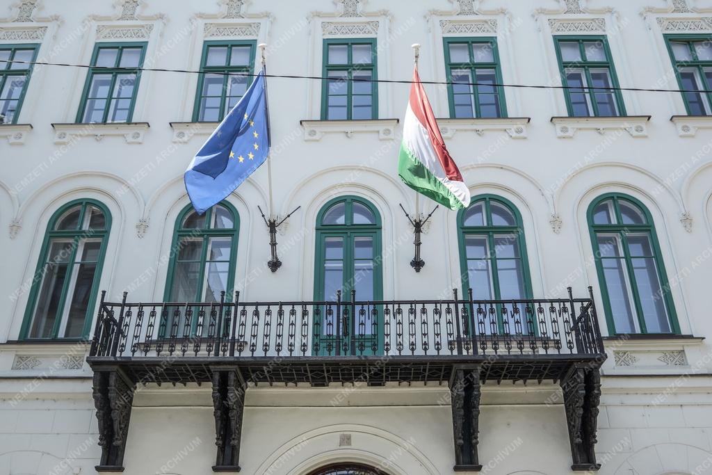 Közigazgatás - Budapest - Igazságügyi Minisztérium