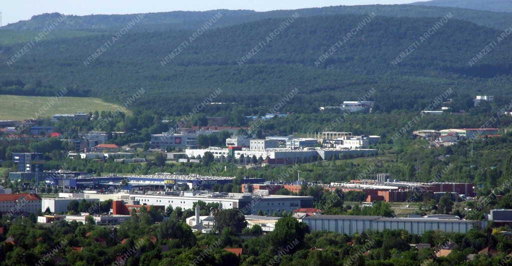 Városkép - Törökbálint - Ipari és kereskedelmi negyed