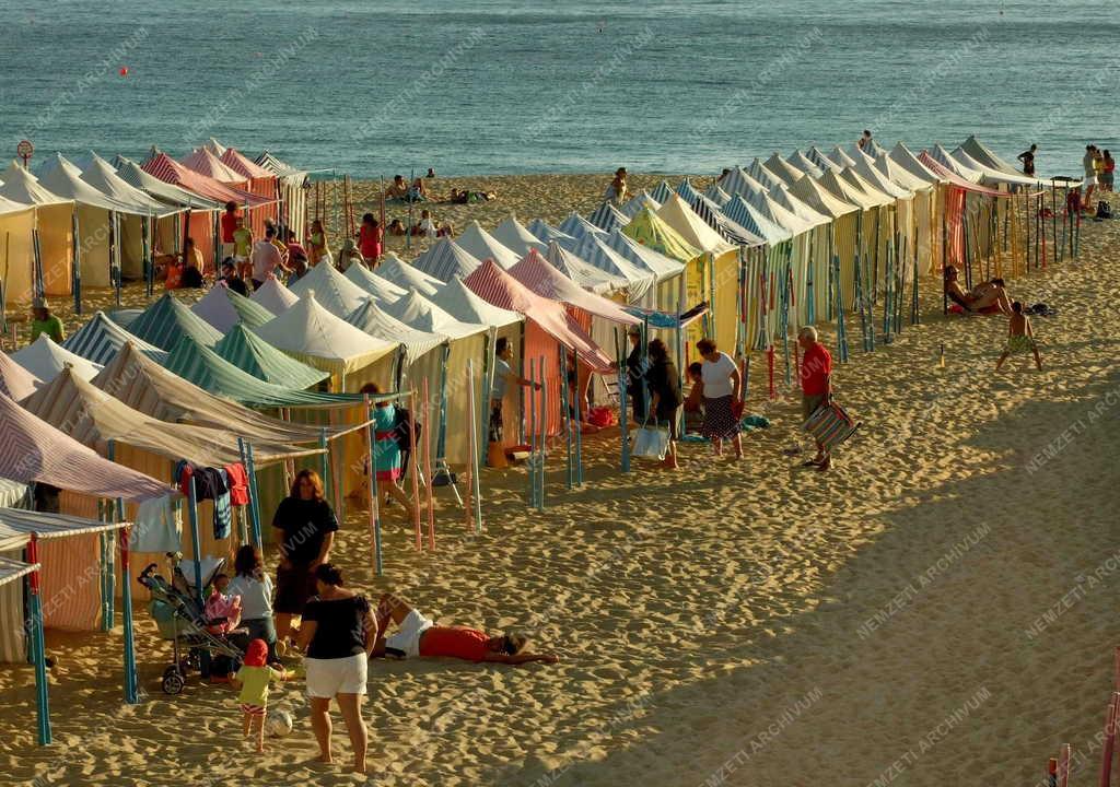 Portugália - Nazaré - Óceánparti strand