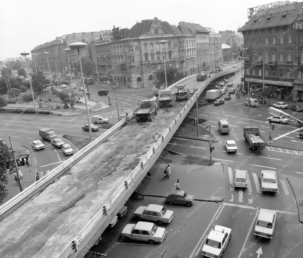 Építkezés - A Baross-téri felüljáró felújítása