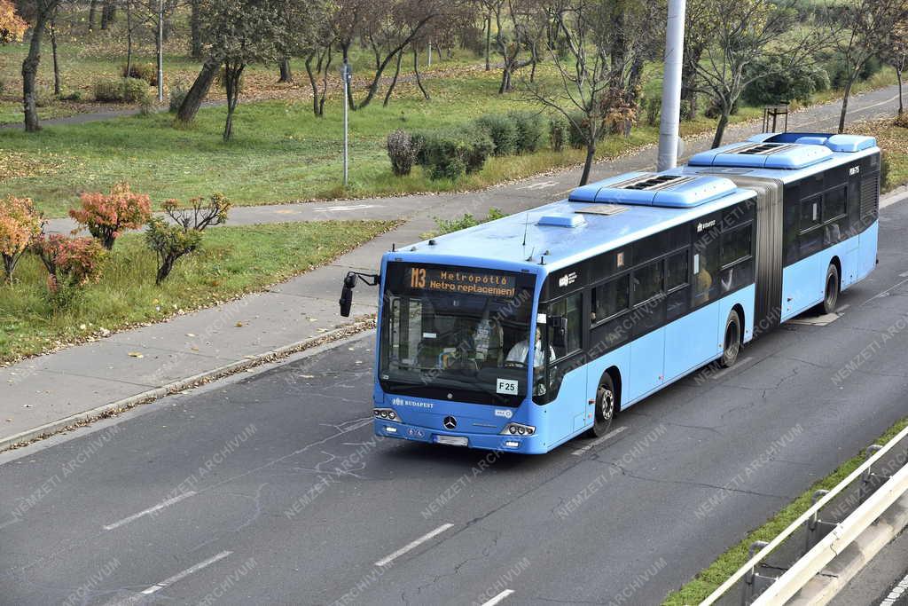 Közlekedés - Budapest - M3-as metrópótló-busz