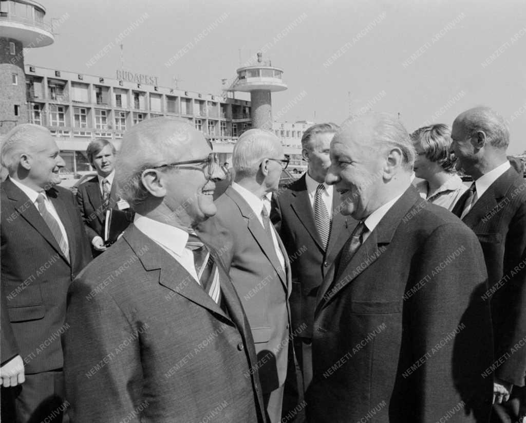 Külkapcsolat - Erich Honecker Budapesten