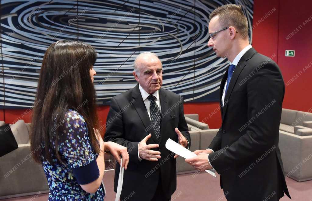 Szijjártó Péter Brüsszelben 