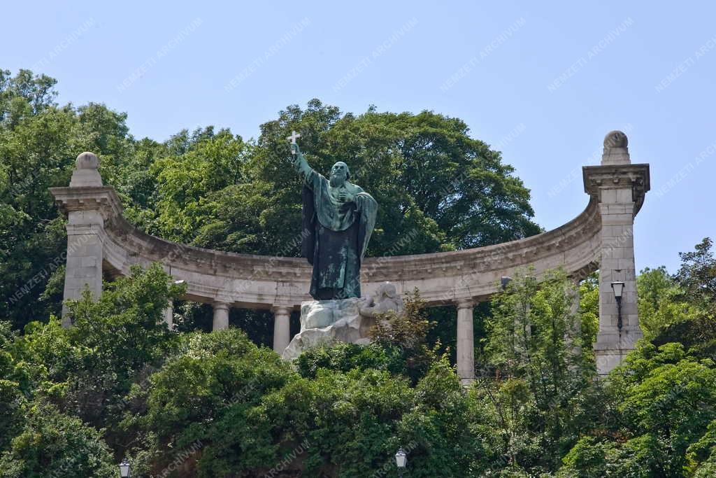 Műalkotás - Budapest - Szent Gellért szobra