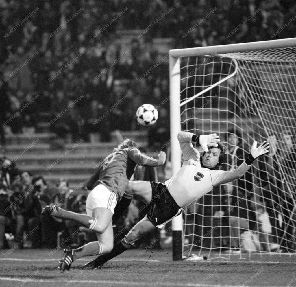 Sport – Magyarország-Ausztria labdarúgó-mérkőzés a Népstadionban