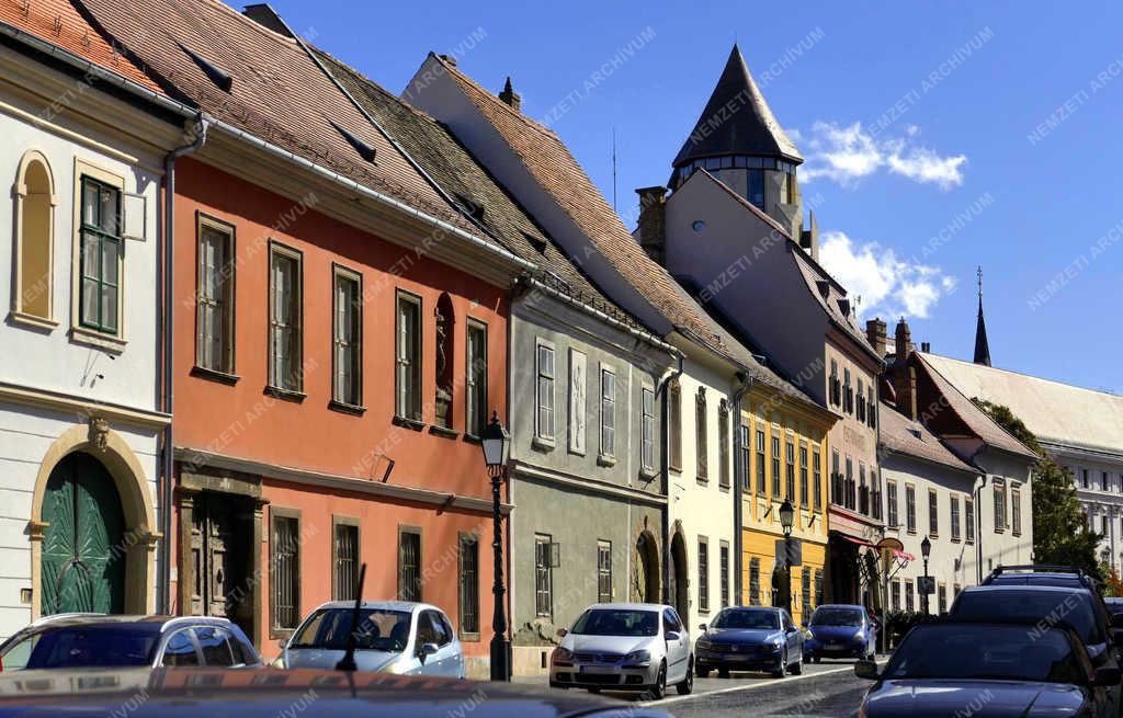 Városkép - Budapest - Fortuna utcai épületek a Várban