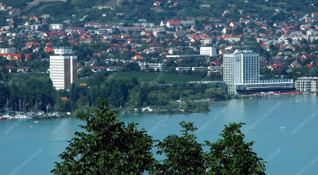 Vendéglátás - Balatonfüred - Szállodák a Balaton-parton