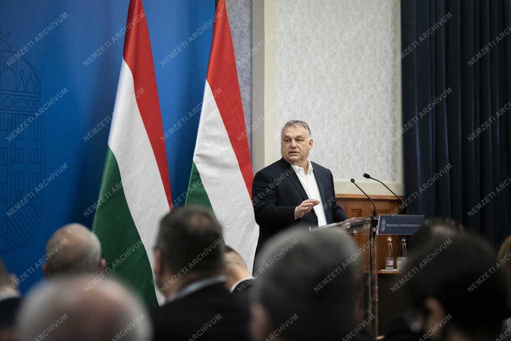 Ukrajnai háború - Orbán Viktor a nagyköveti értekezleten