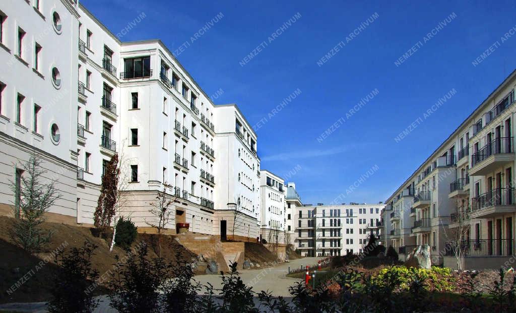 Városkép - Biatorbágy - A Tópark Ingatlankomplexum 