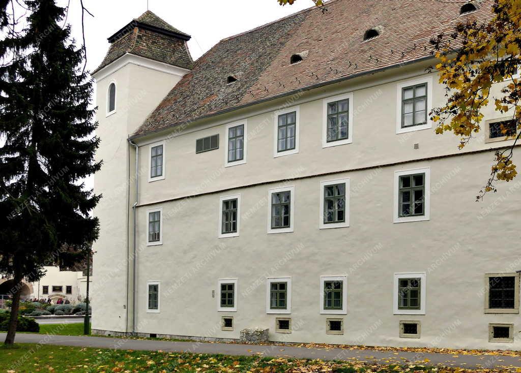 Városkép - Mosonmagyaróvár - Óvári Vár