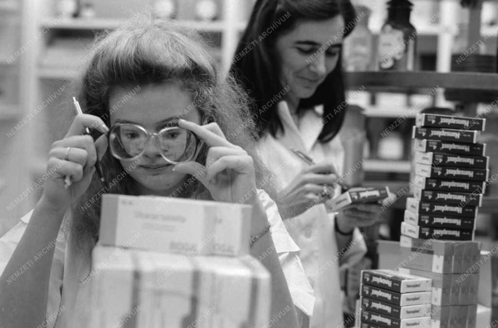 Egészségügy - Leltároznak a fővárosi gyógyszertárak