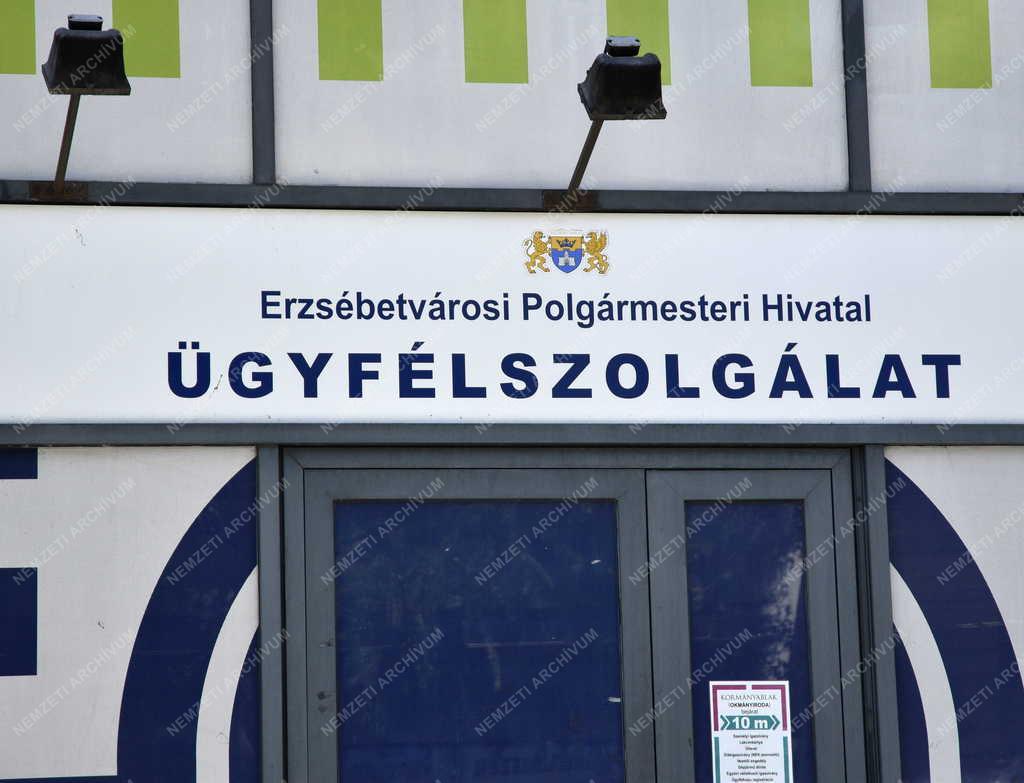 Közigazgatás - Budapest - Erzsébetvárosi Polgármesteri Hivatal
