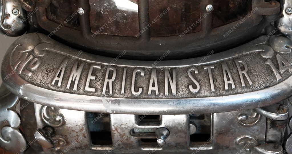 Energia - American Heating Mária üveges koksszal működő kályha