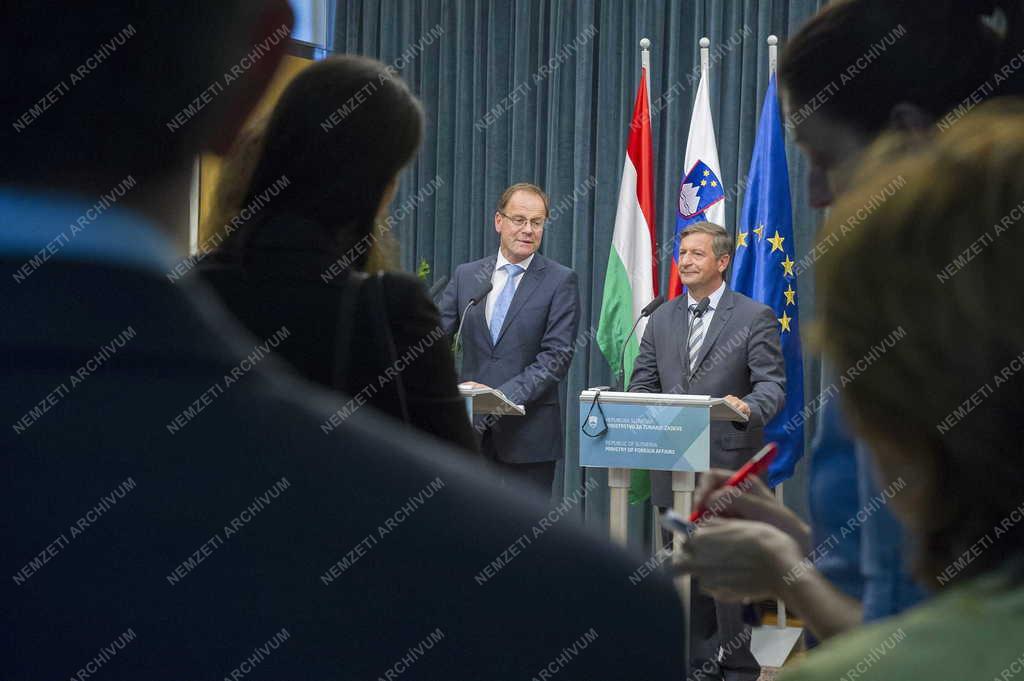 Navracsics Tibor külgazdasági és külügyminiszter Ljubljanában