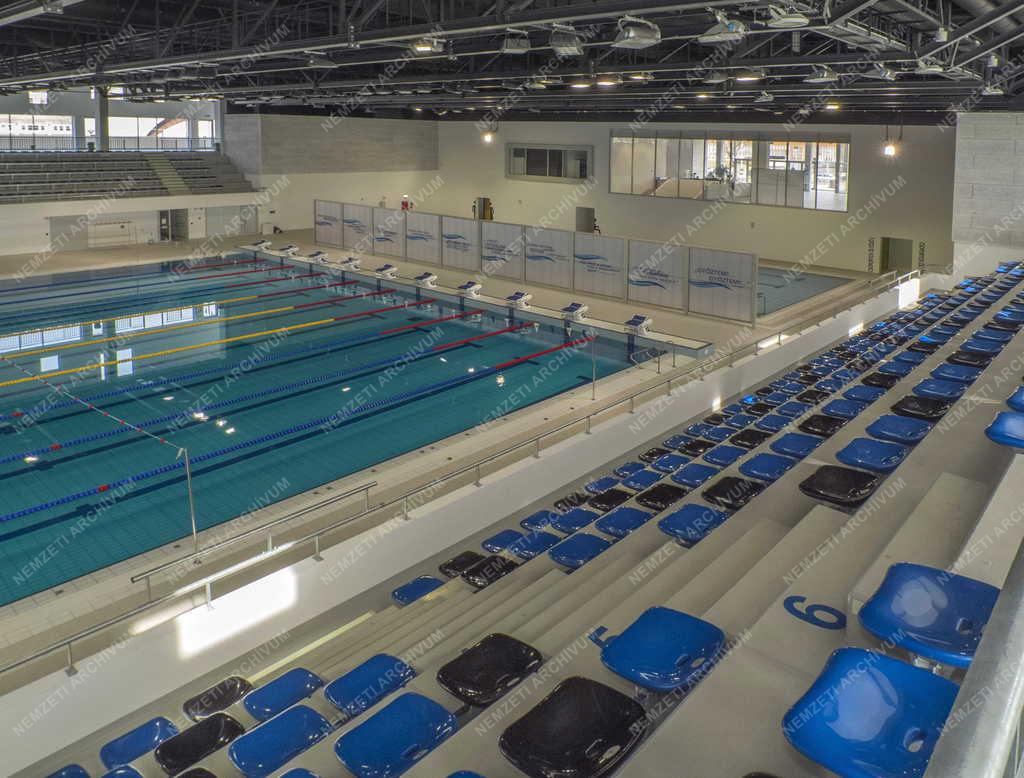 Sportlétsítmény - Budapest - A Tüske-uszoda 