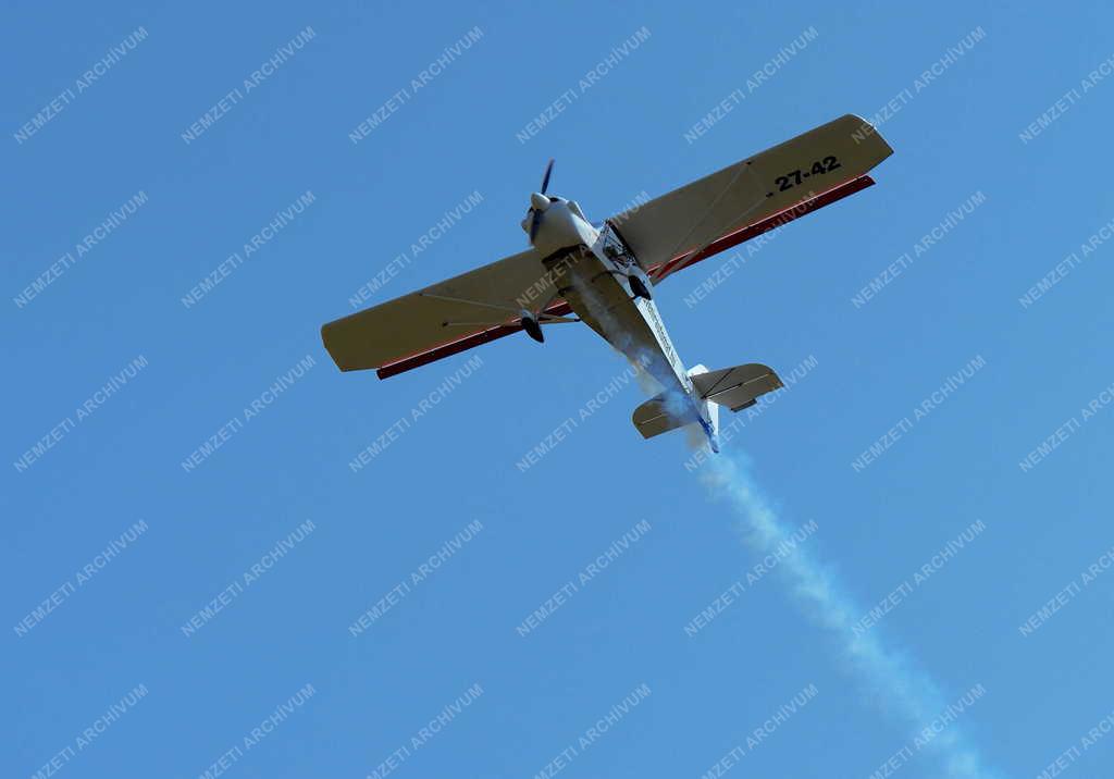 Repülősport - Hajdúszoboszló - Bemutató repülés