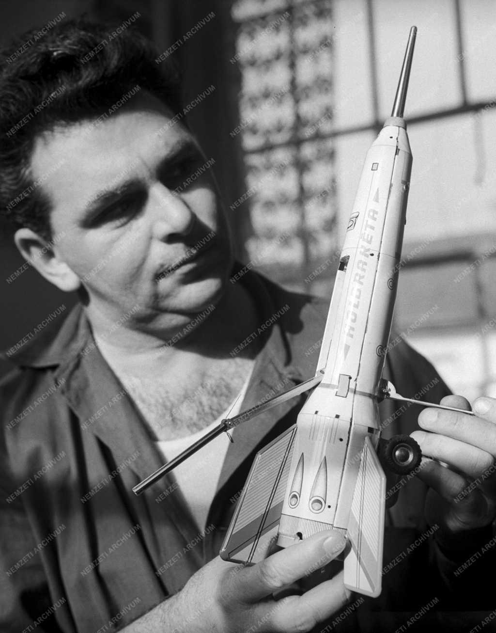 Ipar - Lemezárugyár