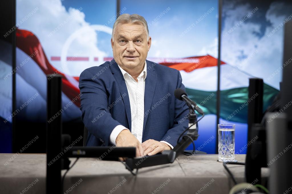 Miniszterelnöki interjú a Kossuth rádióban