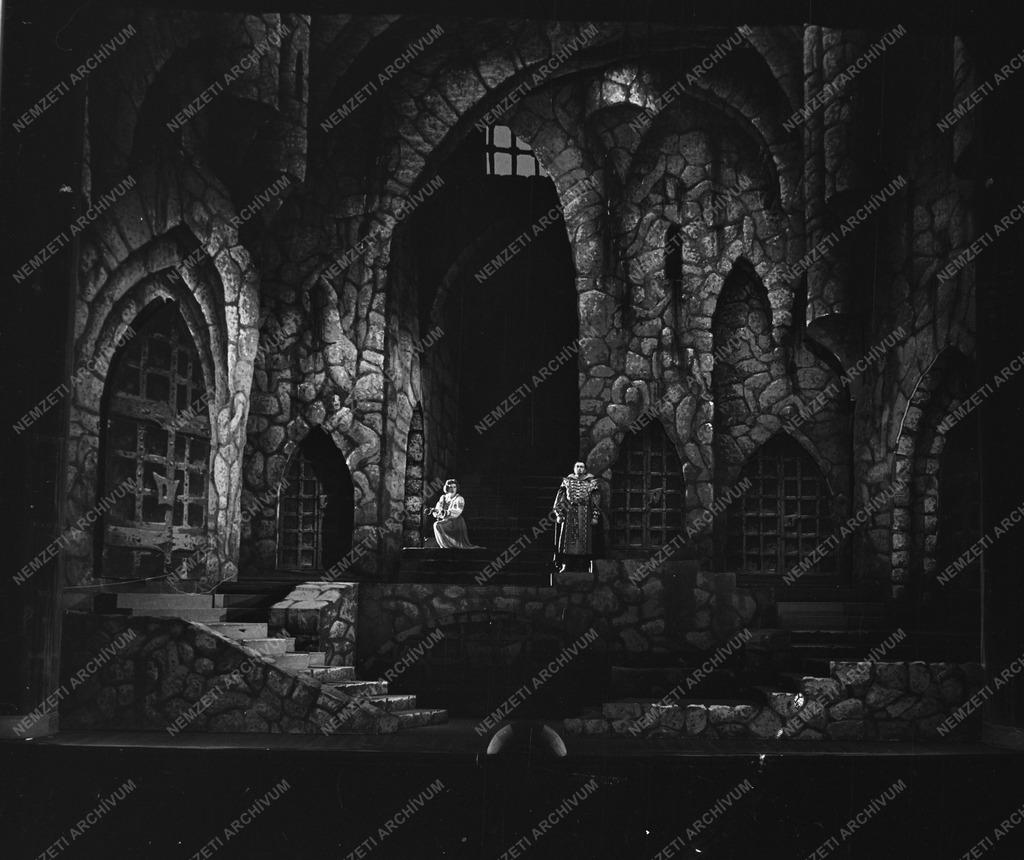 Kultúra - Bartók Béla: A kékszakállú herceg vára című operája a  Magyar Állami Operaházban