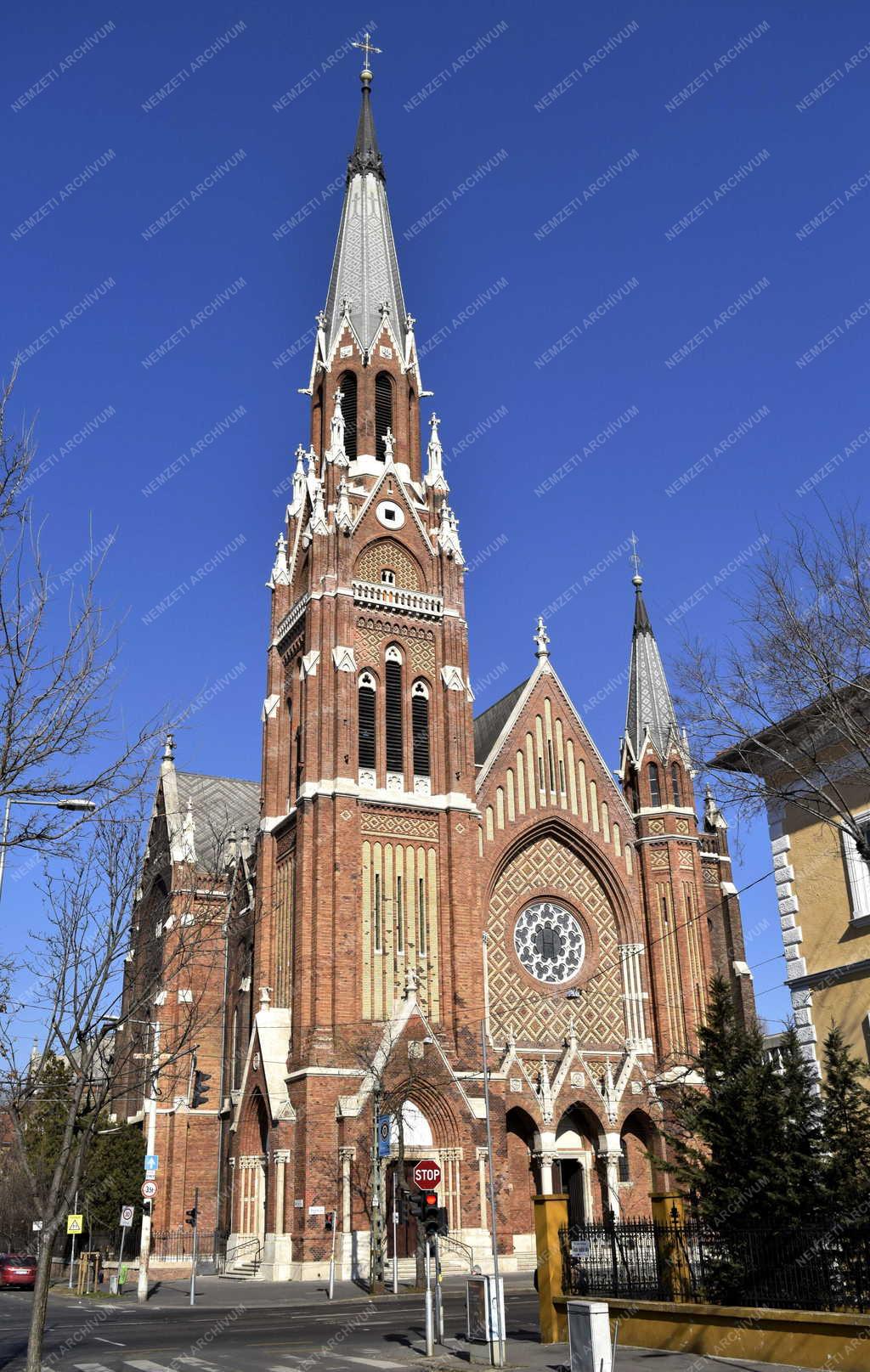 Egyház – Budapest - Rózsafüzér Királynéja-templom