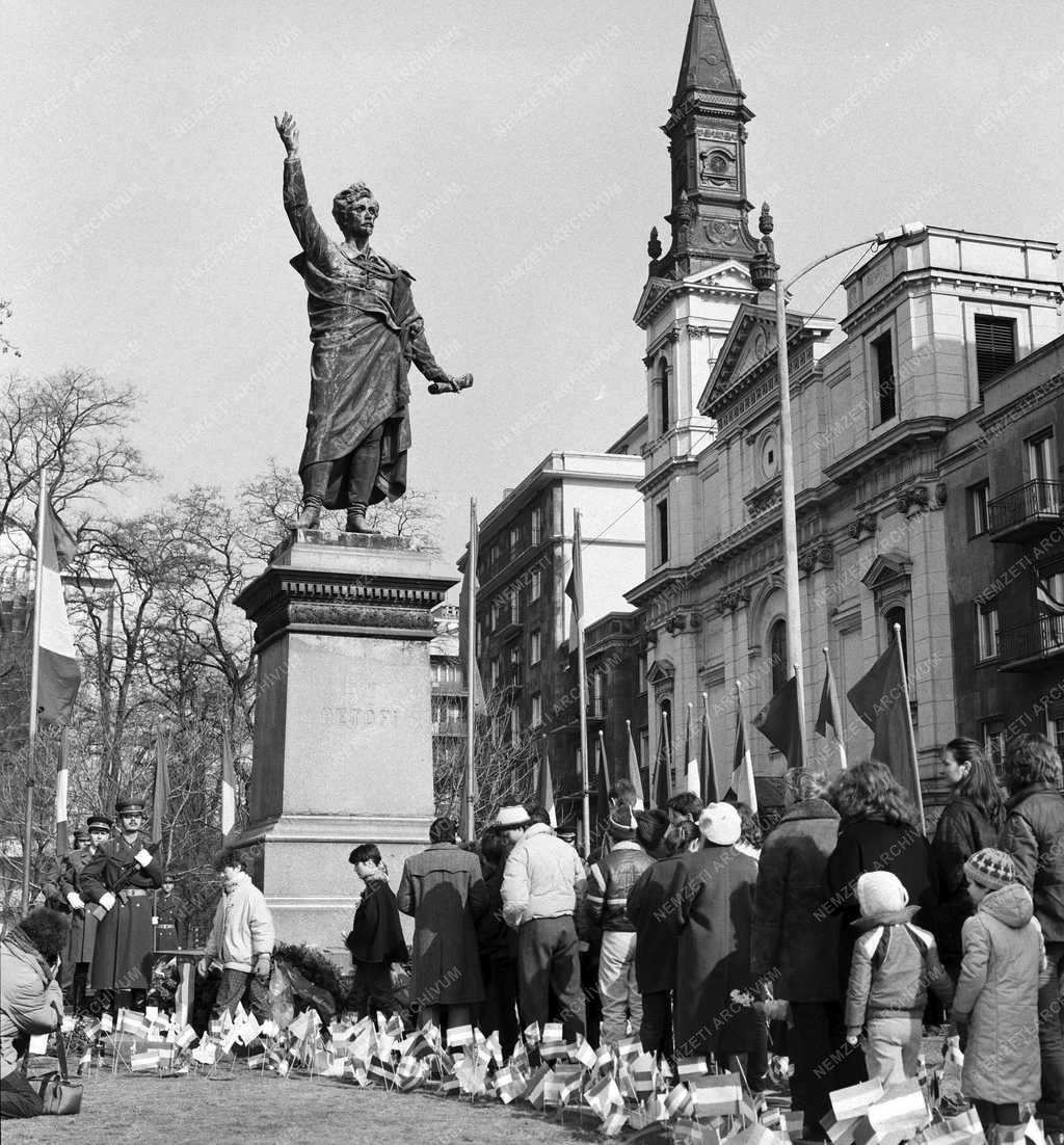 Ünnepség – Március 15-i ünnepségek Budapesten