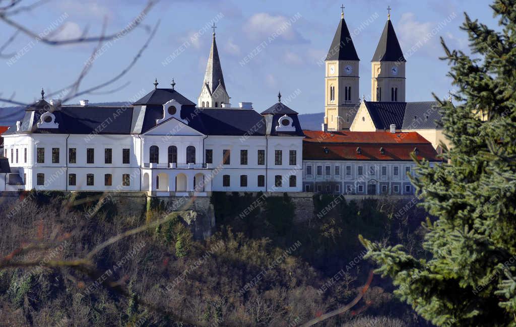 Városkép - Veszprém - A Várhegy jeles épületei