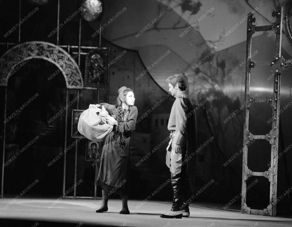 Kultúra - Színház - Bertolt Brecht: A kaukázusi krétakör