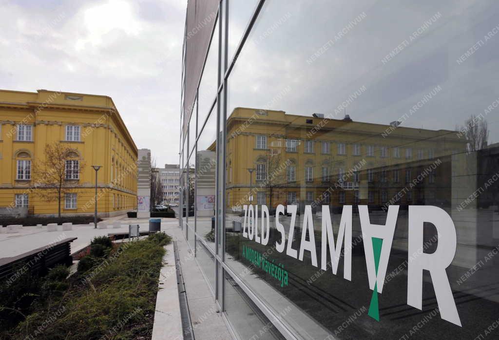 Kultúra - Debrecen - Átmenetileg bezárt a MODEM