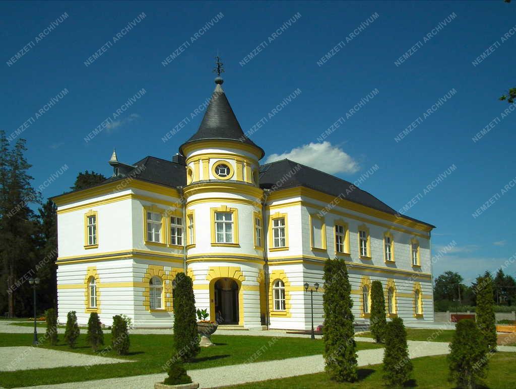 Épület - Rátót - A Széll Kálmán kastély 