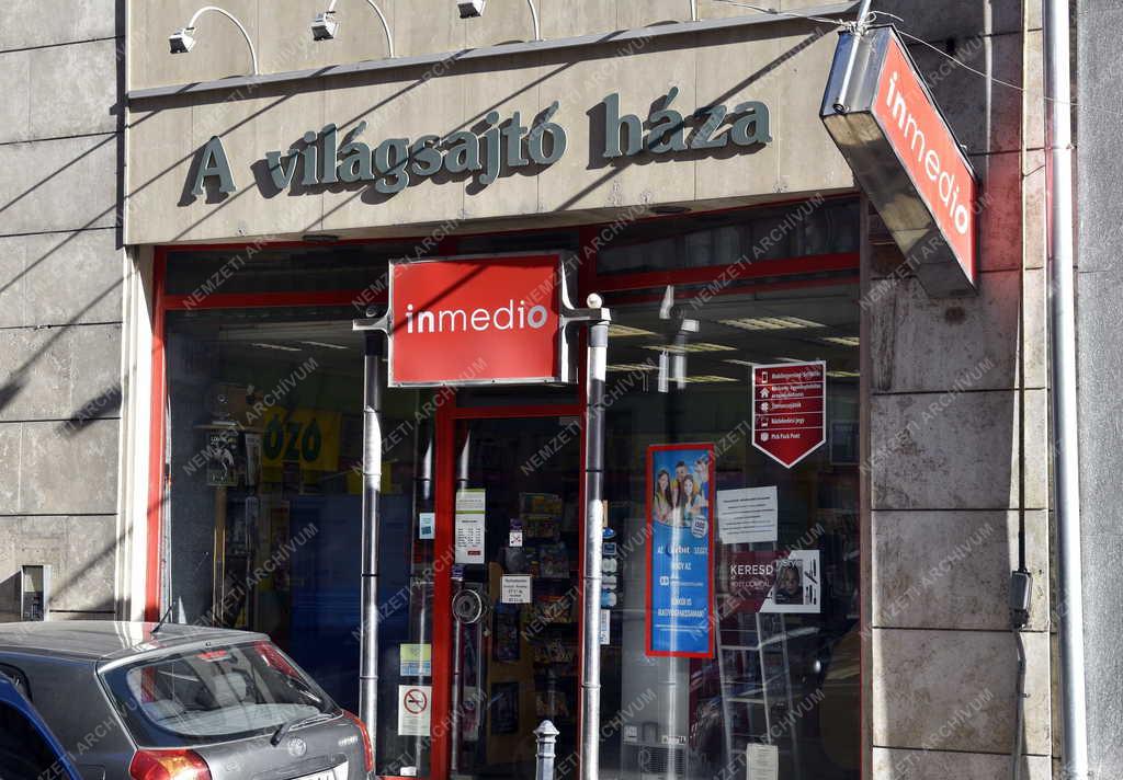 Kereskedelem - Budapest - A világsajtó háza hírlapbolt