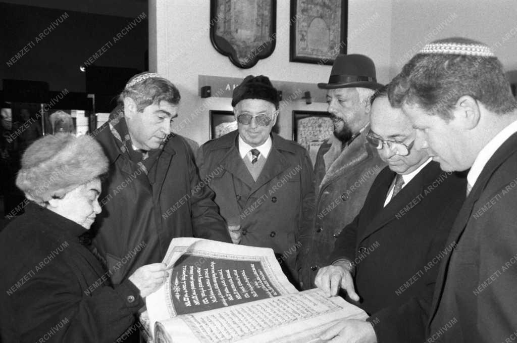 Külkapcsolat - Az izraeli vallásügyi miniszter Budapesten