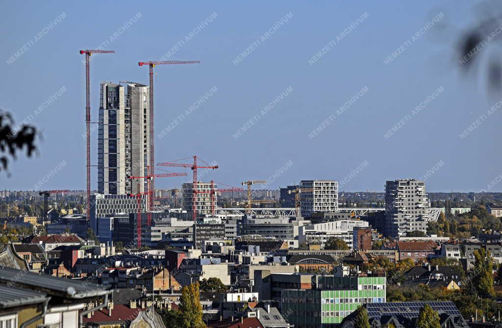 Városkép - Budapest látképe a Sas-hegyről