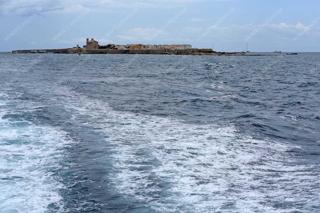 Turizmus - Tabarca - Látkép
