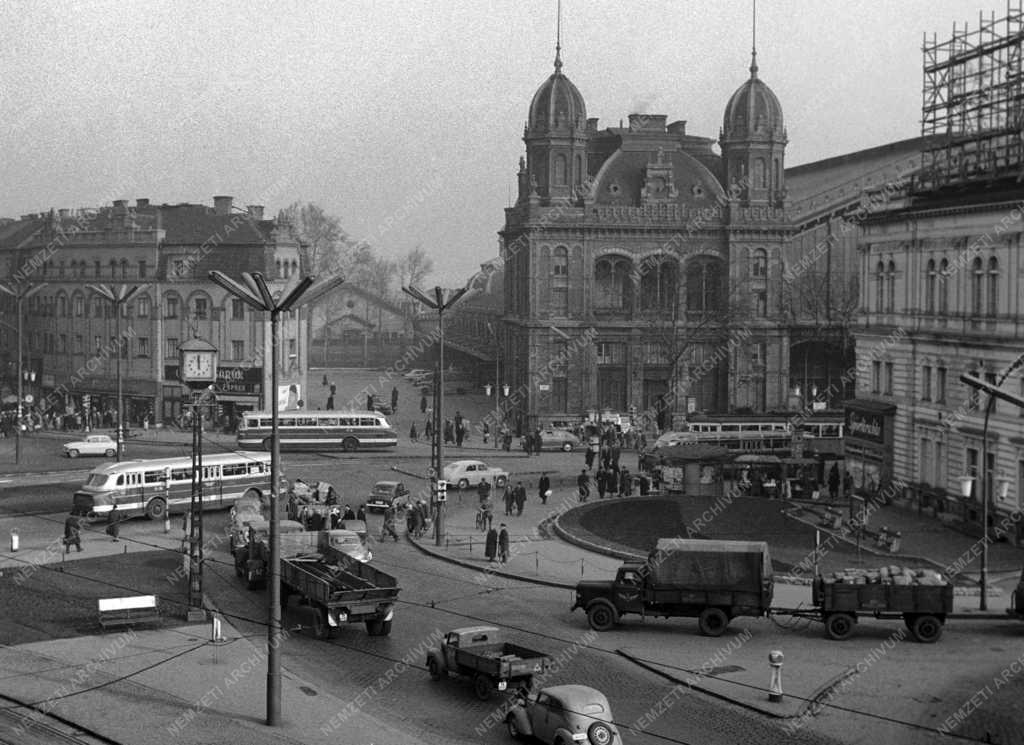 Városkép - Budapest - Marx tér