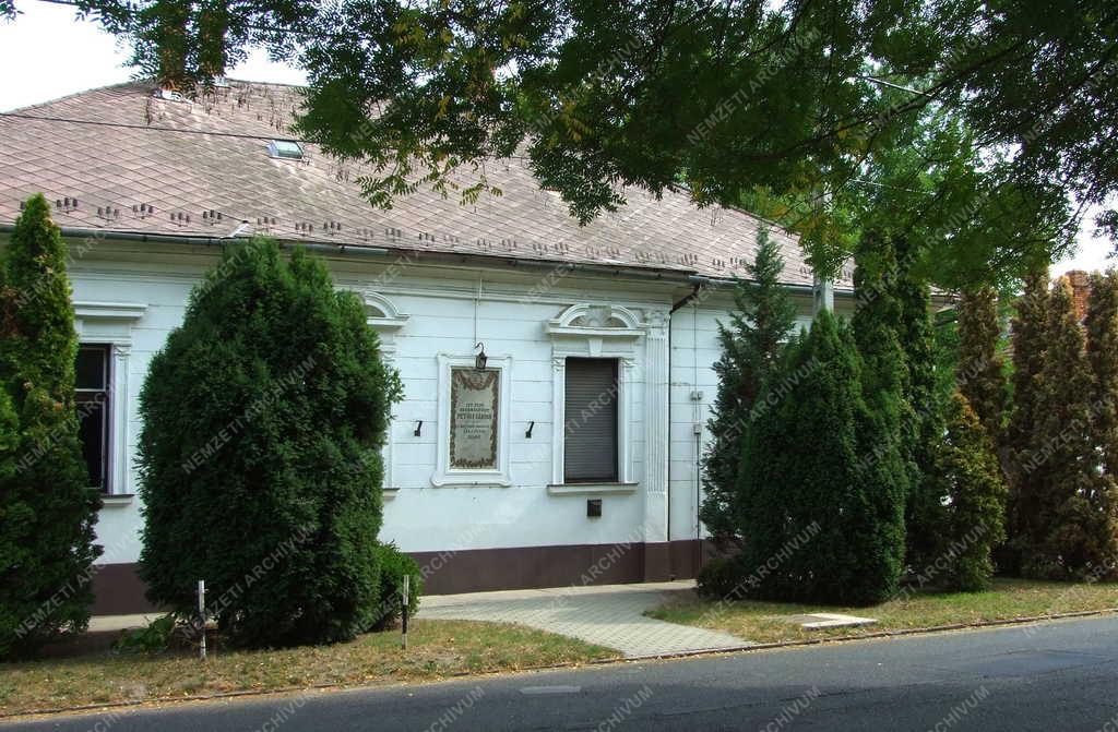 Épület - Petőfi Sándor gyermekéveinek színtere