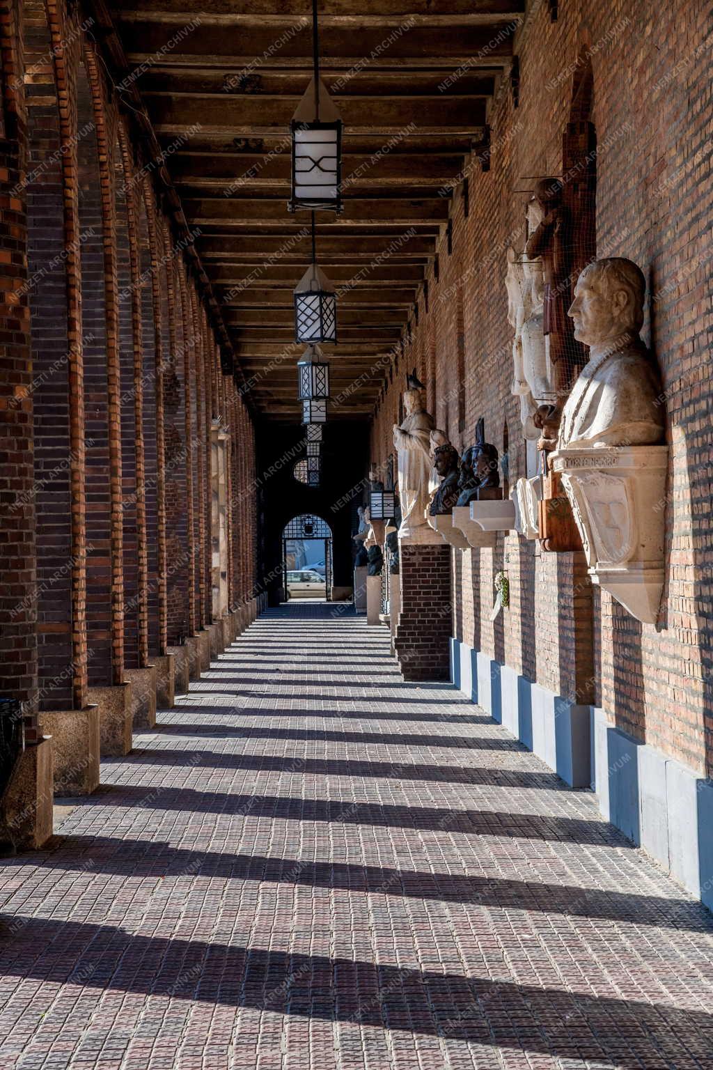 Városkép - Szeged - Nemzeti Emlékcsarnok