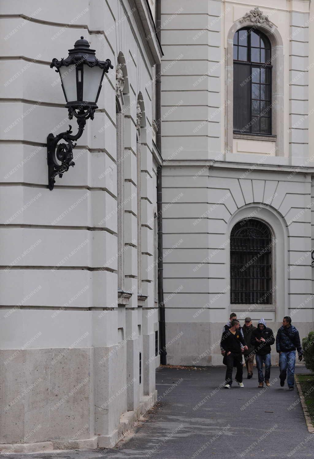 Eger - Az Eszterházy Károly Főiskola épülete