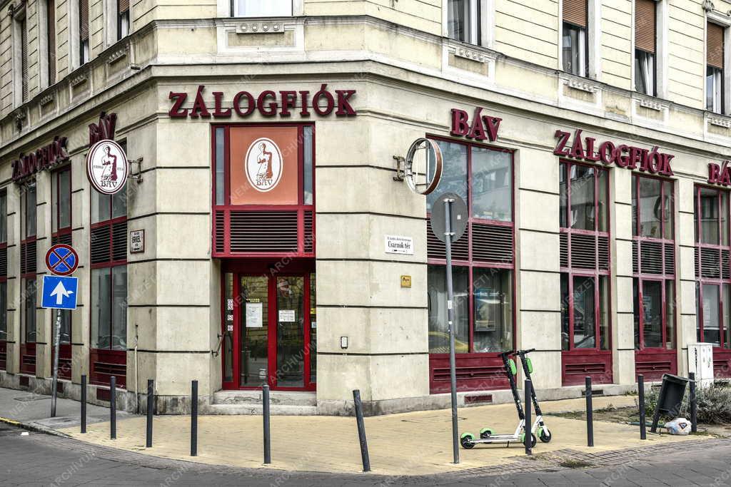 Üzleti szolgáltatás - BÁV Bizományi Kereskedőház és Záloghitel Zrt.