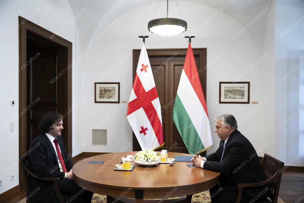 Orbán Viktor Georgia miniszterelnökével tárgyalt